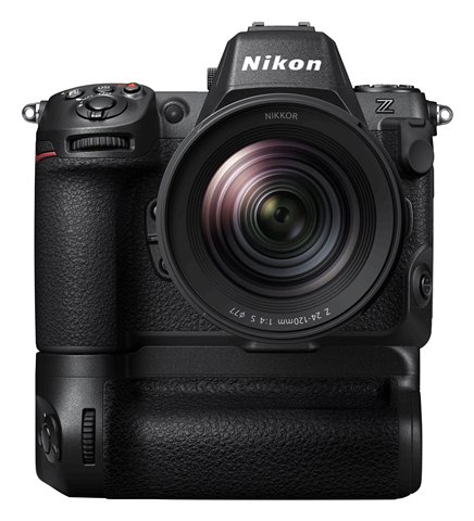 Nikon MB-N12 パワーバッテリーパックを装着したNikon Z8