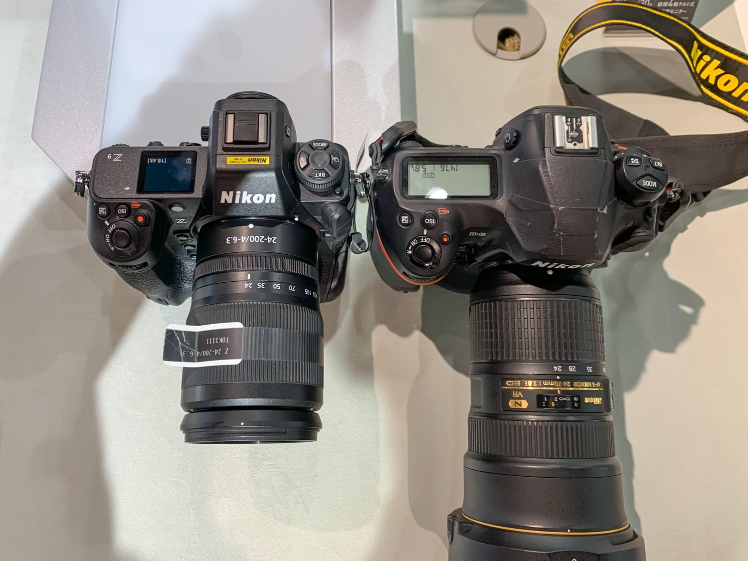 Nikon D6 vs Nikon Z9、上面比較