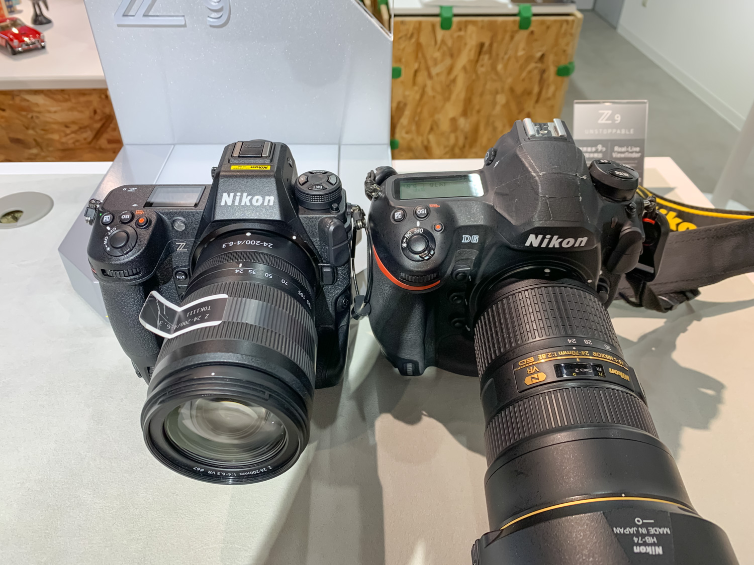 Nikon D6 vs Nikon Z9、前面比較