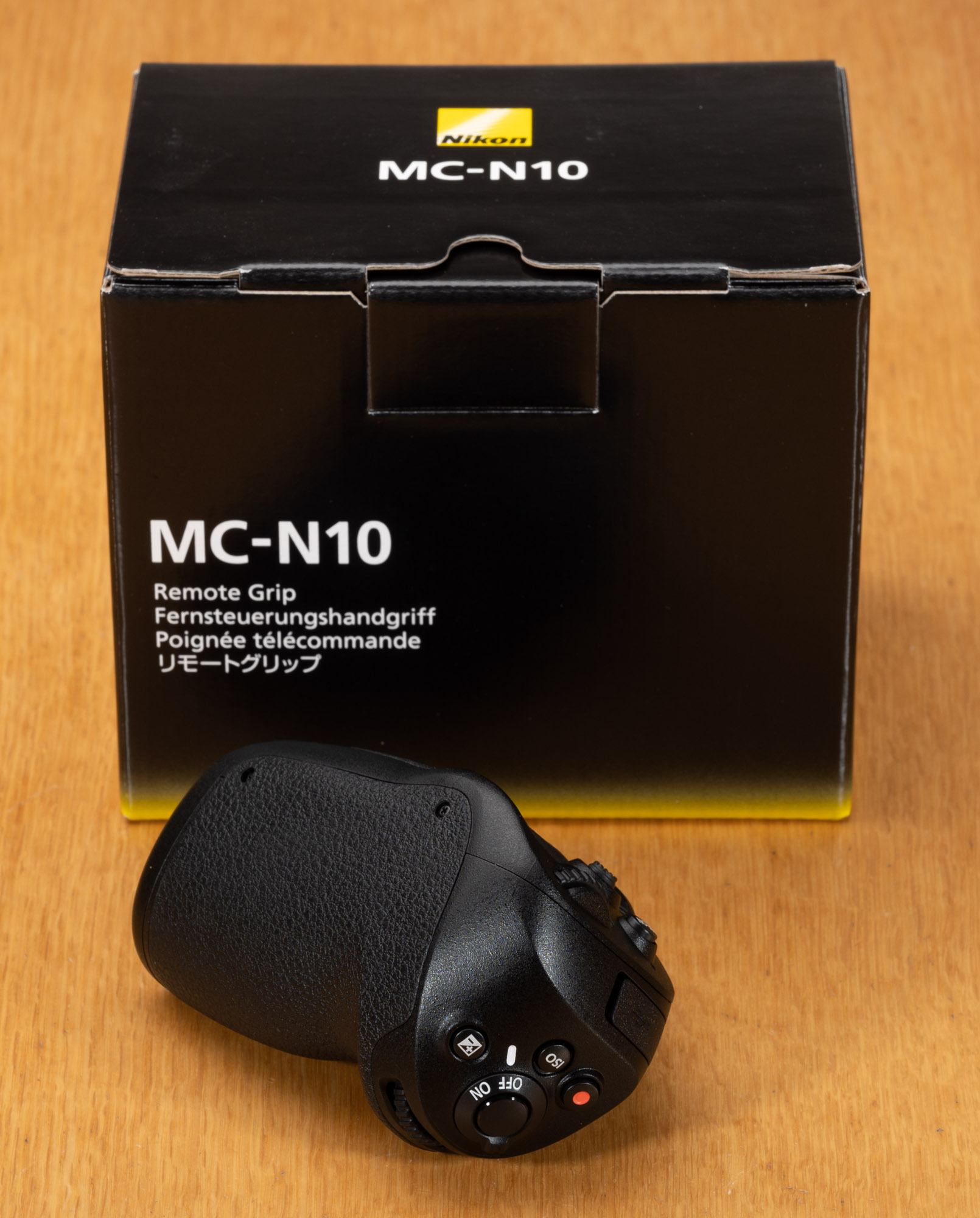Nikon MC-N10（リモートグリップ）の上部