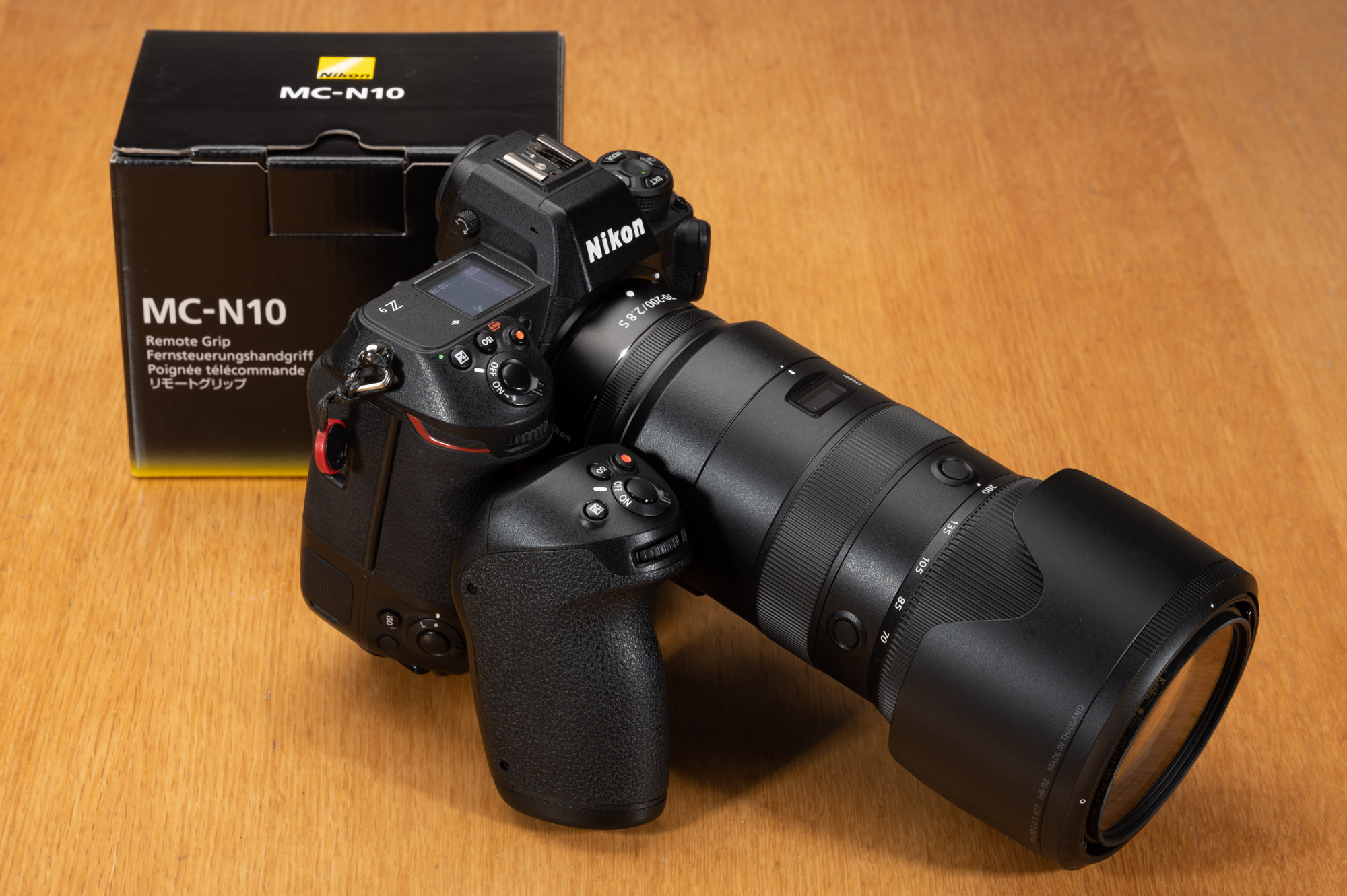 Nikon MC-N10とNikon Z9を並べて撮影